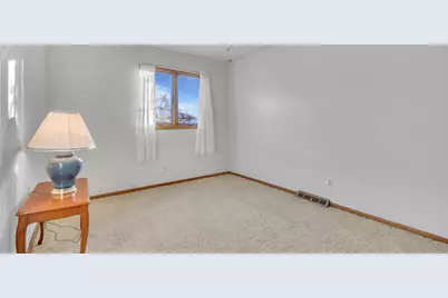 604  Robin St, West Bend, WI 53090 - Photo 13