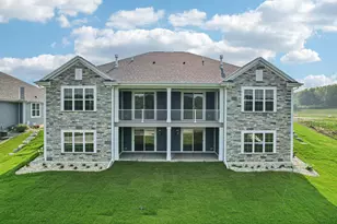 2108 Bluestem Dr, Waukesha, WI 53189 - Photo 25