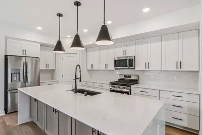 2108  Bluestem Dr #1302, Waukesha, WI 53189 - Photo 5