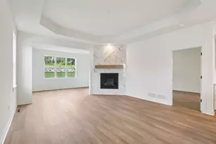 2119 Bluestem Dr, Waukesha, WI 53189 - Photo 9