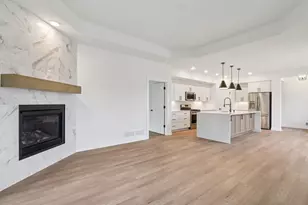 2119 Bluestem Dr, Waukesha, WI 53189 - Photo 13