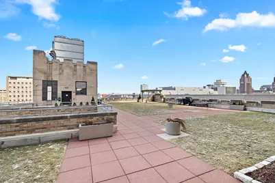 606 W Wisconsin Ave #802, Milwaukee, WI 53203 - Photo 7