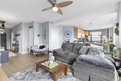 606 W Wisconsin Ave #802, Milwaukee, WI 53203 - Photo 3