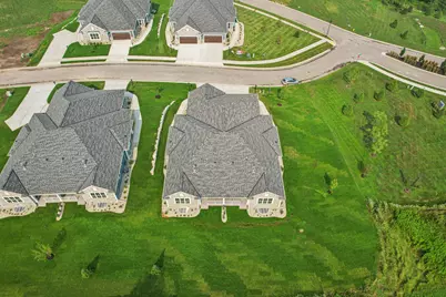 2125  Bluestem Dr #0102, Waukesha, WI 53189 - Photo 23