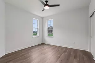 2125 Bluestem Dr, Waukesha, WI 53189 - Photo 17