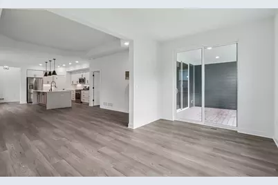 2125  Bluestem Dr #0102, Waukesha, WI 53189 - Photo 11