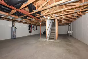 359 Hartford Square, Hartford, WI 53027 - Photo 23