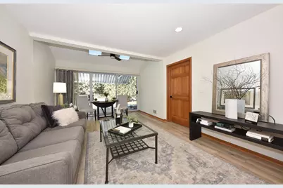 359  Hartford Sq #5, Hartford, WI 53027 - Photo 7