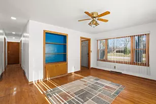 6 Timmer Ln, Racine, WI 53406 - Photo 7