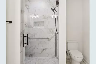 2117  Bluestem Dr #0202, Waukesha, WI 53189 - Photo 19