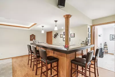 W203N16198  Pin Oak Cir #2, Jackson, WI 53037 - Photo 13