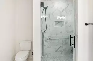 2127 Bluestem Dr, Waukesha, WI 53189 - Photo 17