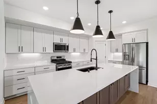 2127 Bluestem Dr, Waukesha, WI 53189 - Photo 5