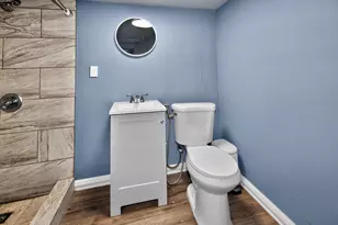 424 E Waterford Ave, Milwaukee, WI 53207 - Photo 21