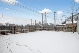 424 E Waterford Ave, Milwaukee, WI 53207 - Photo 31