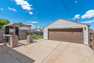 424 E Waterford Ave, Milwaukee, WI 53207 - Photo 23