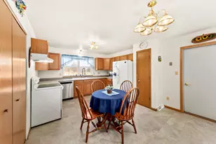 1711 Airport Dr, Hartford, WI 53027 - Photo 7