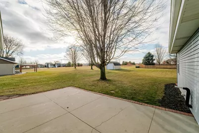 1711  Airport Dr, Hartford, WI 53027 - Photo 27