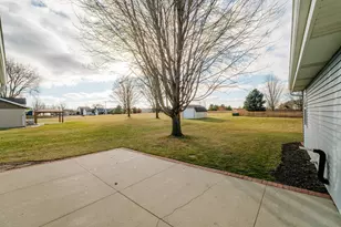 1711 Airport Dr, Hartford, WI 53027 - Photo 27