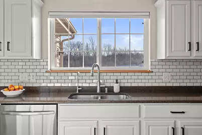 6001  Alburg Ave, Racine, WI 53406 - Photo 15