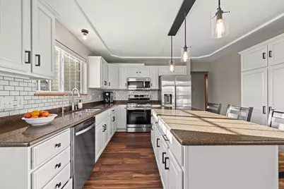 6001  Alburg Ave, Racine, WI 53406 - Photo 11