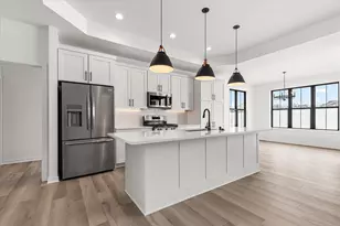 W209N5699 Turnberry Ln, Menomonee Falls, WI 53052 - Photo 5