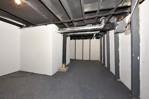 1341 N 38th St, Milwaukee, WI 53208 - Photo 25