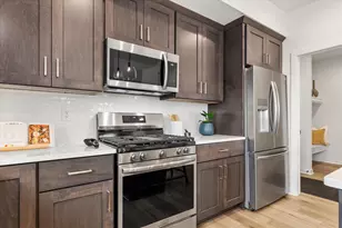 N56W20887 Carnoustie Way, Menomonee Falls, WI 53051 - Photo 5