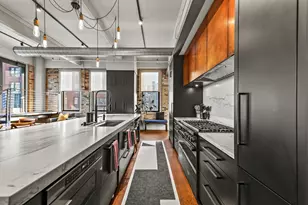 400 N Broadway, Milwaukee, WI 53202 - Photo 23