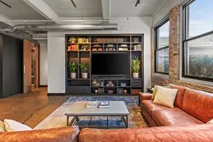 400 N Broadway, Milwaukee, WI 53202 - Photo 9