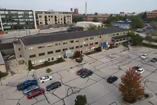 712 Riverfront Dr, Sheboygan, WI 53081 - Photo 1