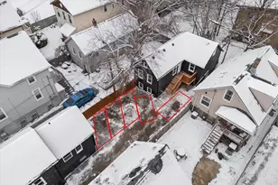 1850 N Warren Ave, Milwaukee, WI 53202 - Photo 29