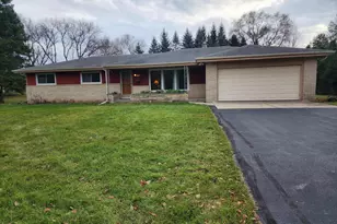 15725 Gebhardt Rd, Brookfield, WI 53005 - Photo 7