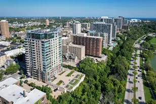 1522 N Prospect Ave, Milwaukee, WI 53202 - Photo 43