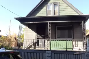 2841 N 15th Ln, Milwaukee, WI 53206 - Photo 1