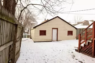 2339 S 9th St, Milwaukee, WI 53215 - Photo 5