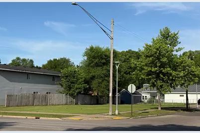 1202  West Ave, La Crosse, WI 54601 - Photo 5