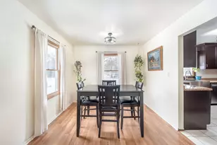 519 Dunford Dr, Burlington, WI 53105 - Photo 13