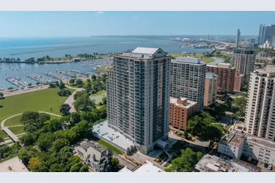 1660 N Prospect Ave #2708, Milwaukee, WI 53202 - Photo 1