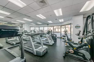 1660 N Prospect Ave, Milwaukee, WI 53202 - Photo 35