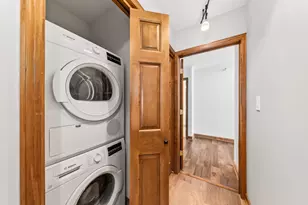 1660 N Prospect Ave, Milwaukee, WI 53202 - Photo 27