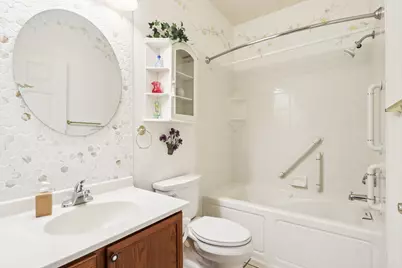 8648 S Roxbury Way, Oak Creek, WI 53154 - Photo 31