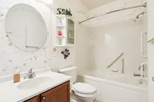 8648 S Roxbury Way, Oak Creek, WI 53154 - Photo 31