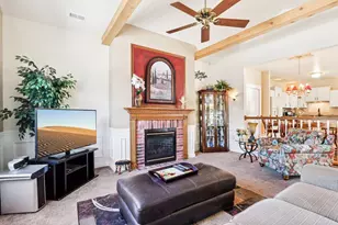 8648 S Roxbury Way, Oak Creek, WI 53154 - Photo 7