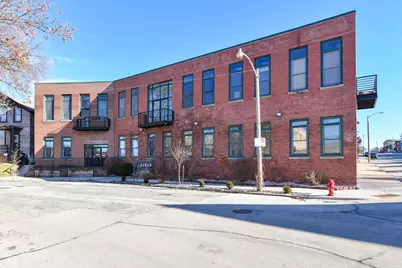 306 E Lincoln Ave #2, Milwaukee, WI 53207 - Photo 1