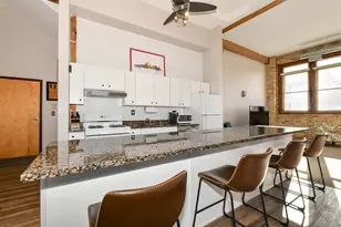 306 E Lincoln Ave, Milwaukee, WI 53207 - Photo 9