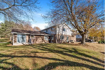 N20W5343  Pierce Ct, Cedarburg, WI 53012 - Photo 1