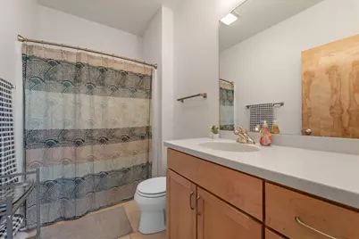 2106 N Commerce St, Milwaukee, WI 53212 - Photo 15