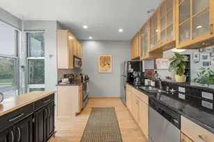 2106 N Commerce St, Milwaukee, WI 53212 - Photo 7