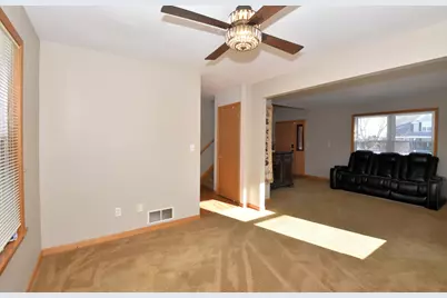 W142N9823  Amber Dr, Germantown, WI 53022 - Photo 19